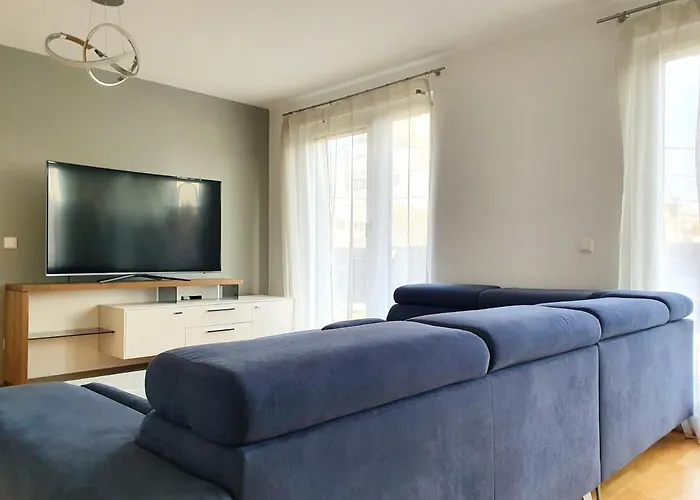 Near Lake Spacious & Furnished Beautiful Apartamento *
