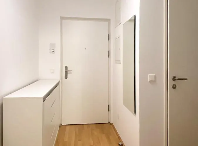 Near Lake Spacious & Furnished Beautiful *