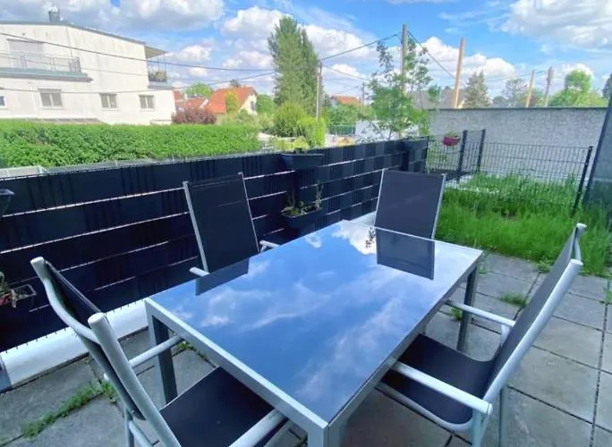 Near Lake Spacious & Furnished Beautiful Apartamento